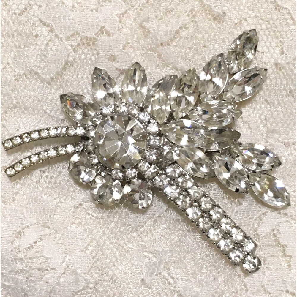 Vintage Juliana Brooch Clear Rhinestones Floral Leaf Spray